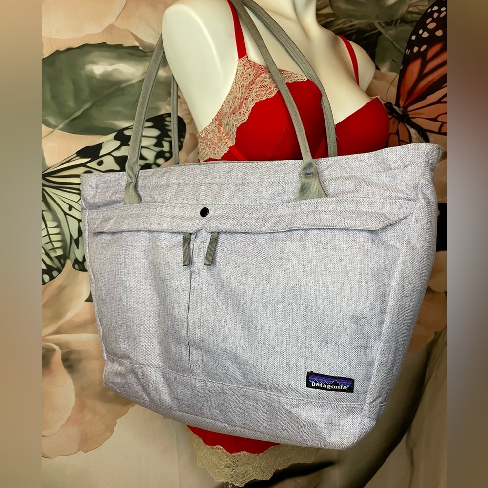 Patagonia Transport  Tote Bag 20L Style 49460 Travel Work Computer Book Satchel